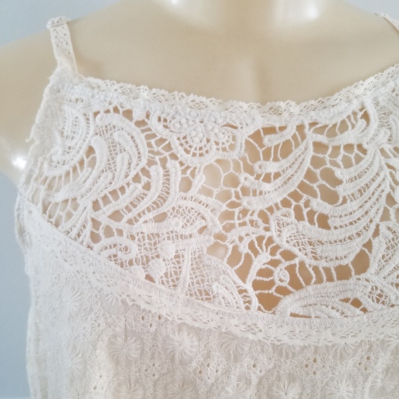 Crochet detail top - Picture 4 of 6